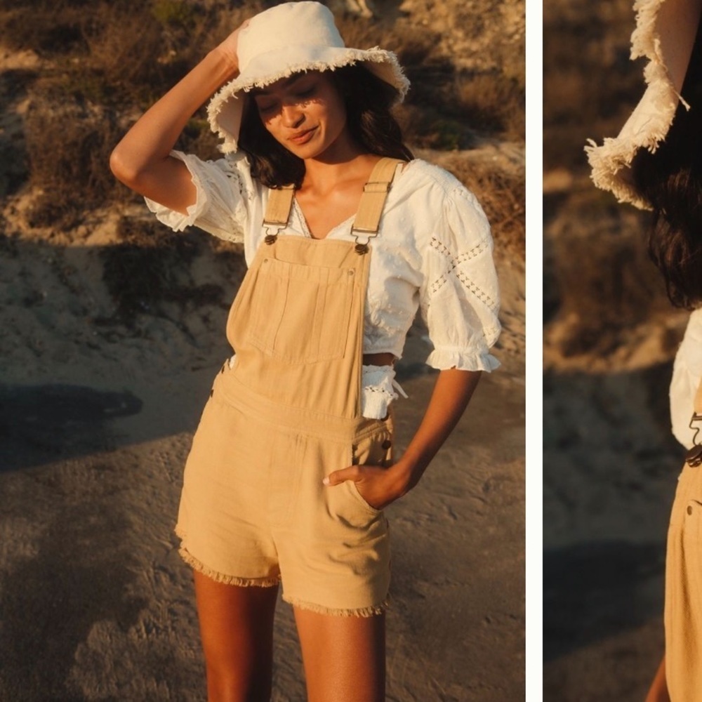 🌟HP🌟ANTHROPOLOGIE NWT Pilcro The Wanderer Short Overalls Size 28.